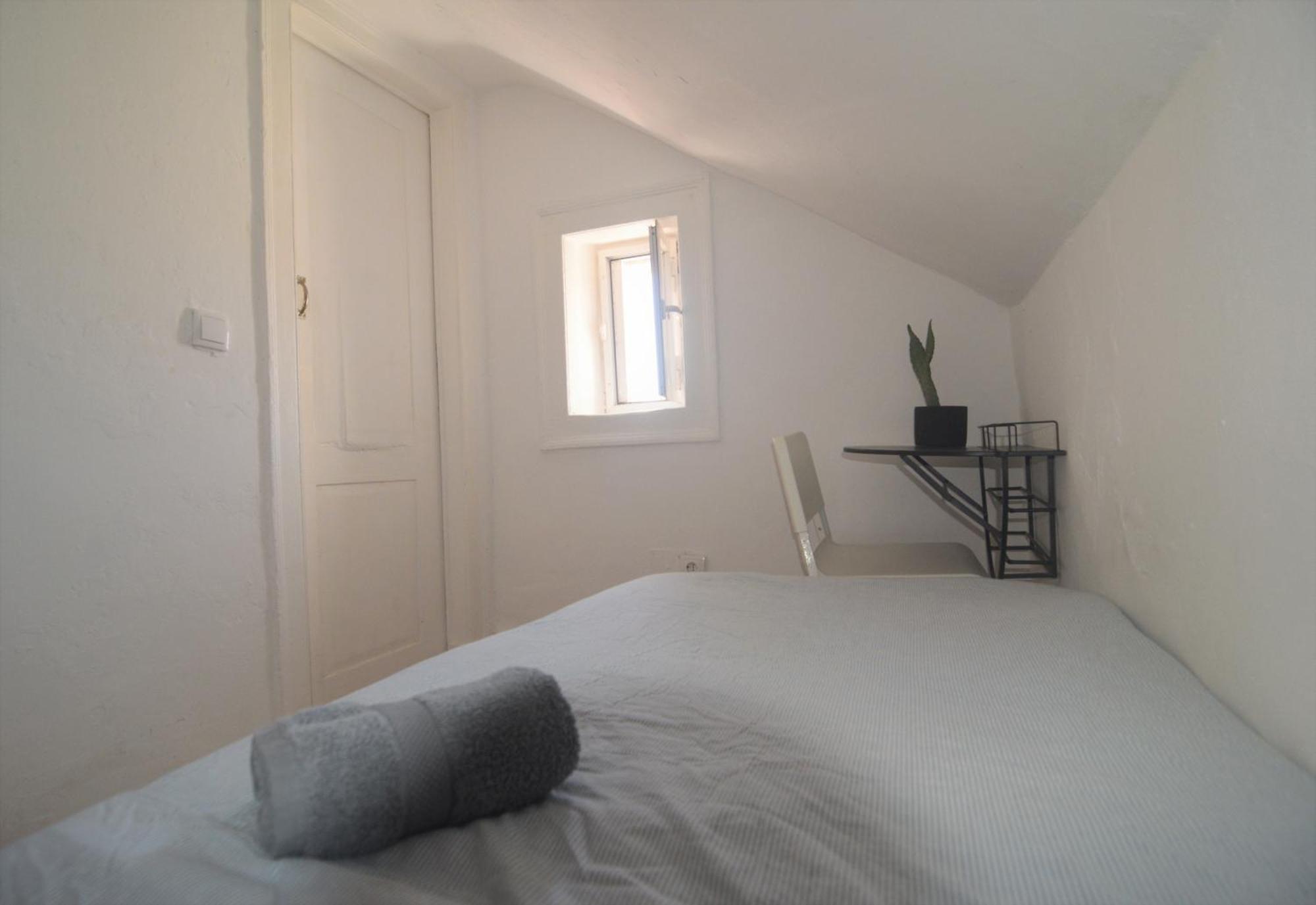 Santos Apartment In Central Lisbon With River View Exteriör bild
