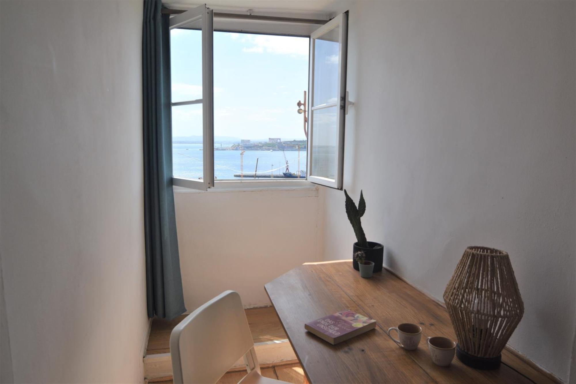 Santos Apartment In Central Lisbon With River View Exteriör bild
