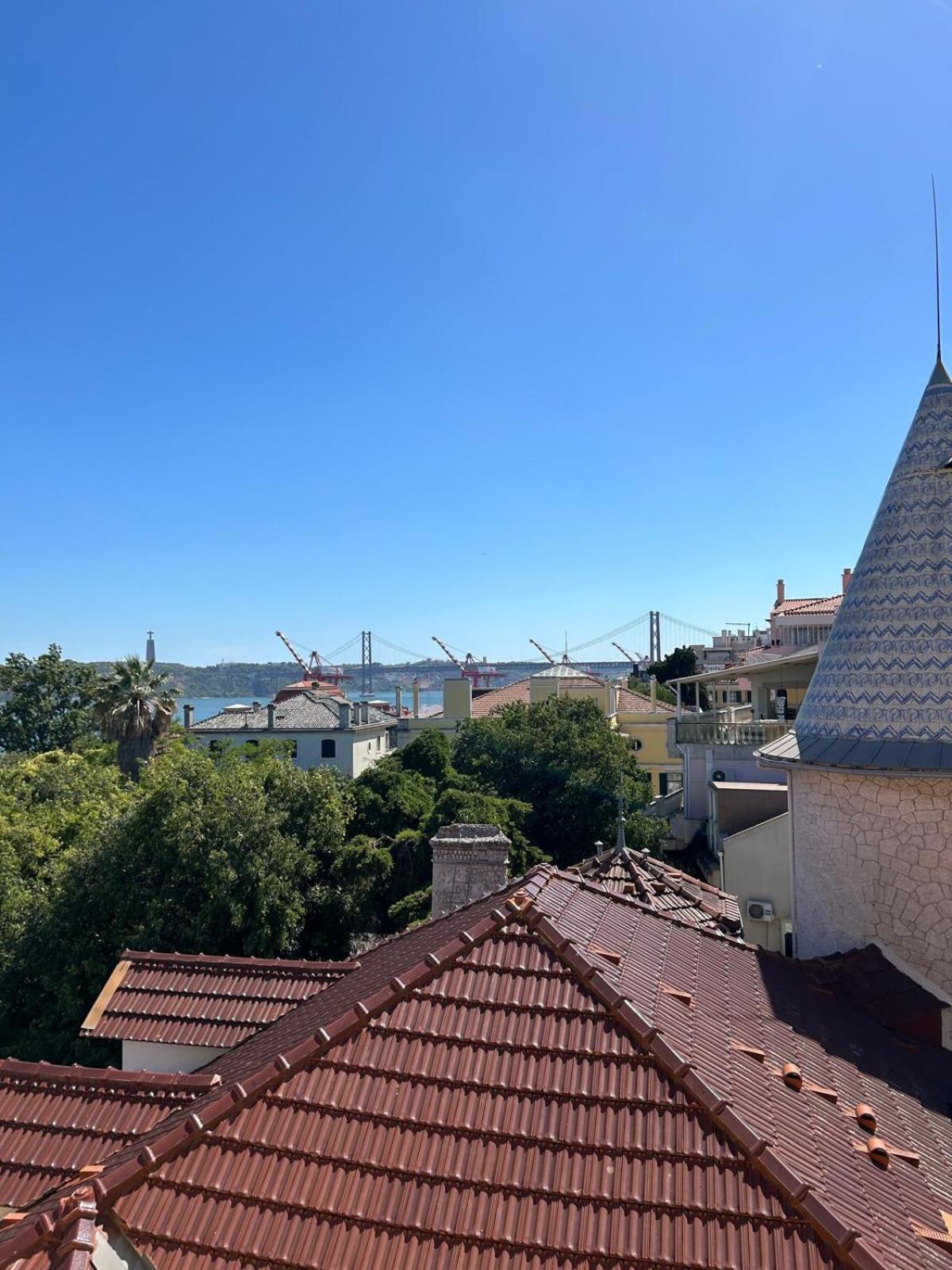 Santos Apartment In Central Lisbon With River View Exteriör bild