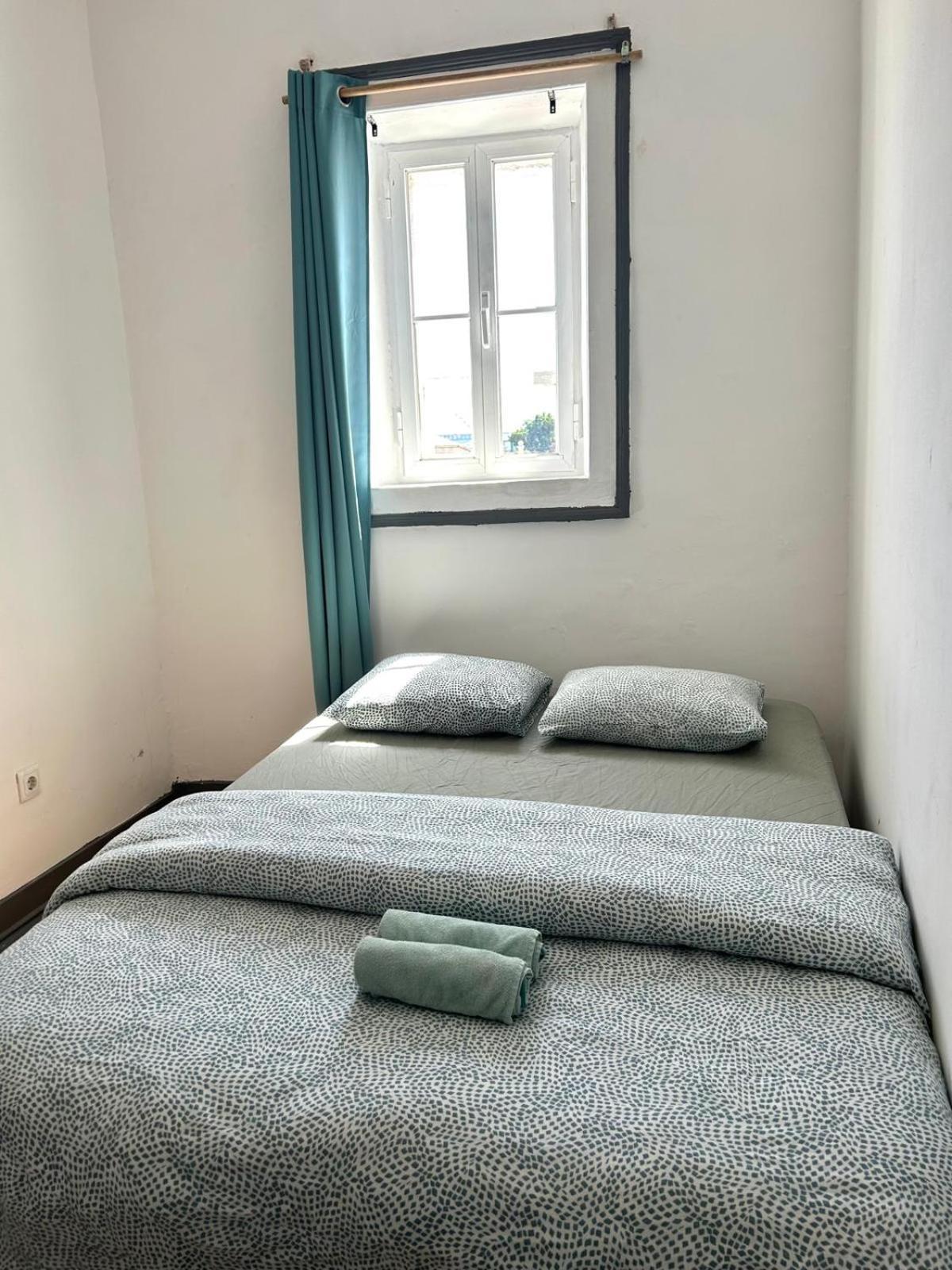Santos Apartment In Central Lisbon With River View Exteriör bild